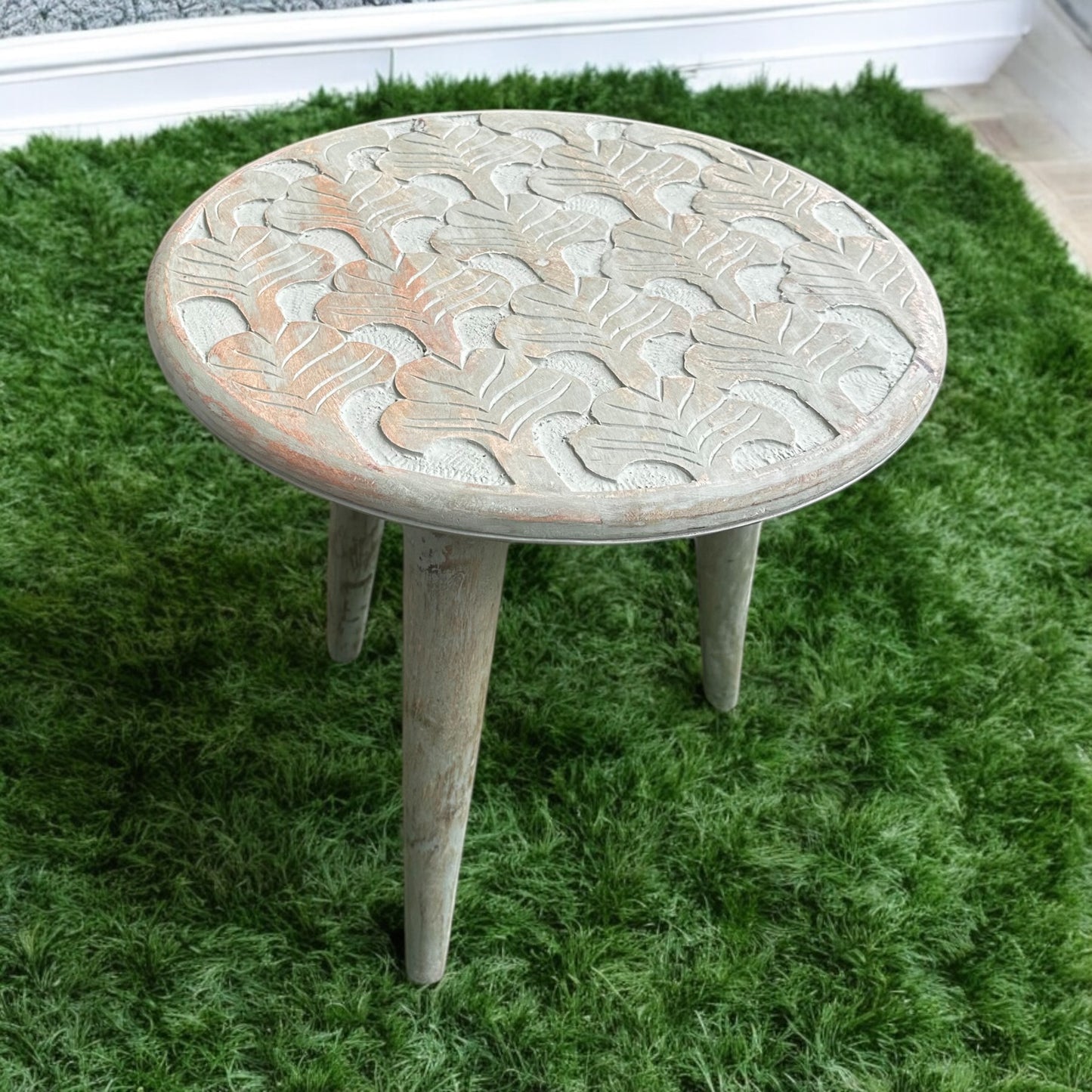 Antique Carved Mist Mango Wood Table with Detachable Legs