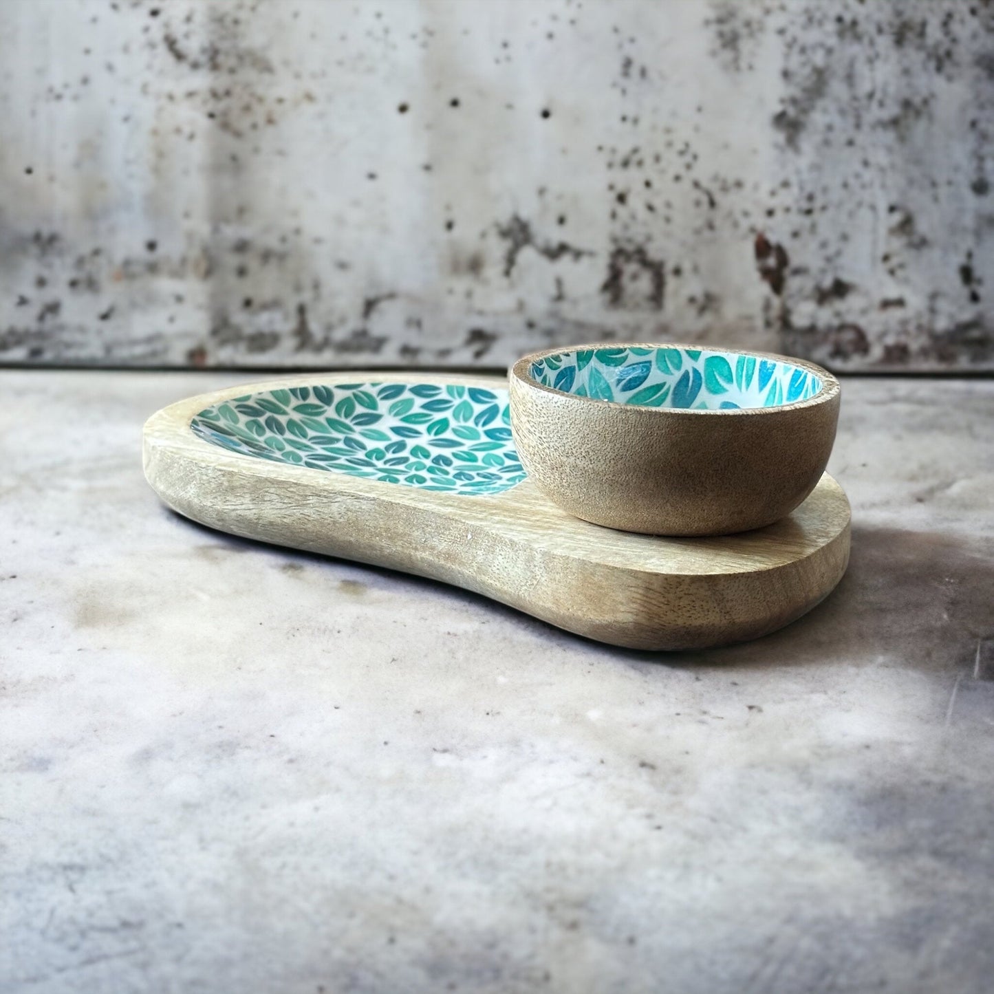 Meraki chip and dip platter
