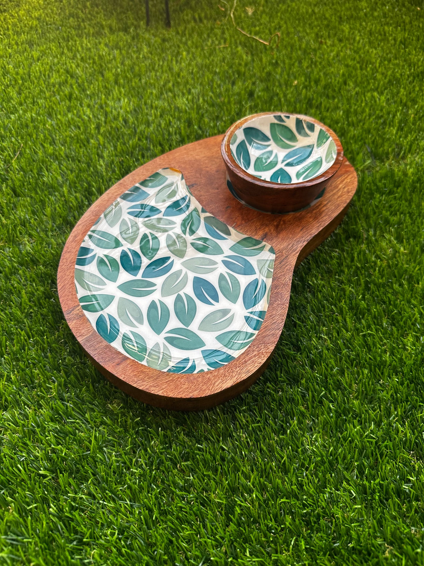 Meraki chip and dip platter