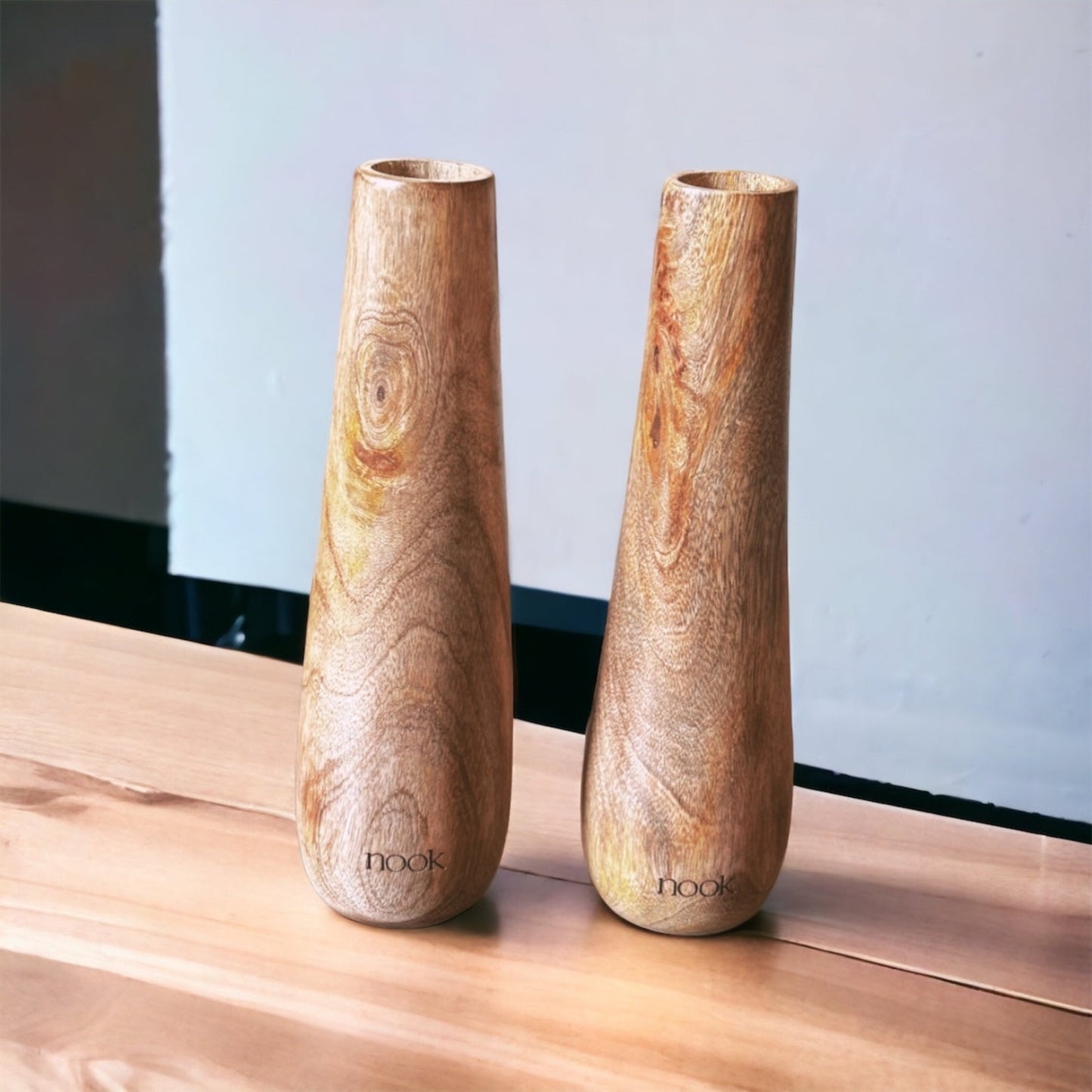 Amala wooden vase - single