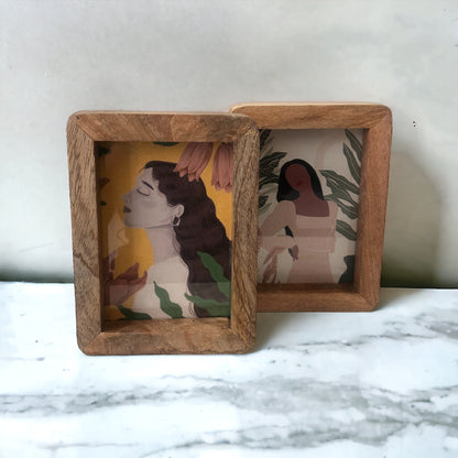 MangoMosaic Self-Standing Wooden Frame - single