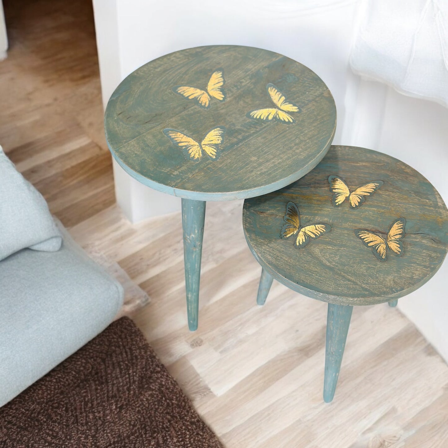 The Golden Flutter Antique Mango Wood Table with Detachable Legs