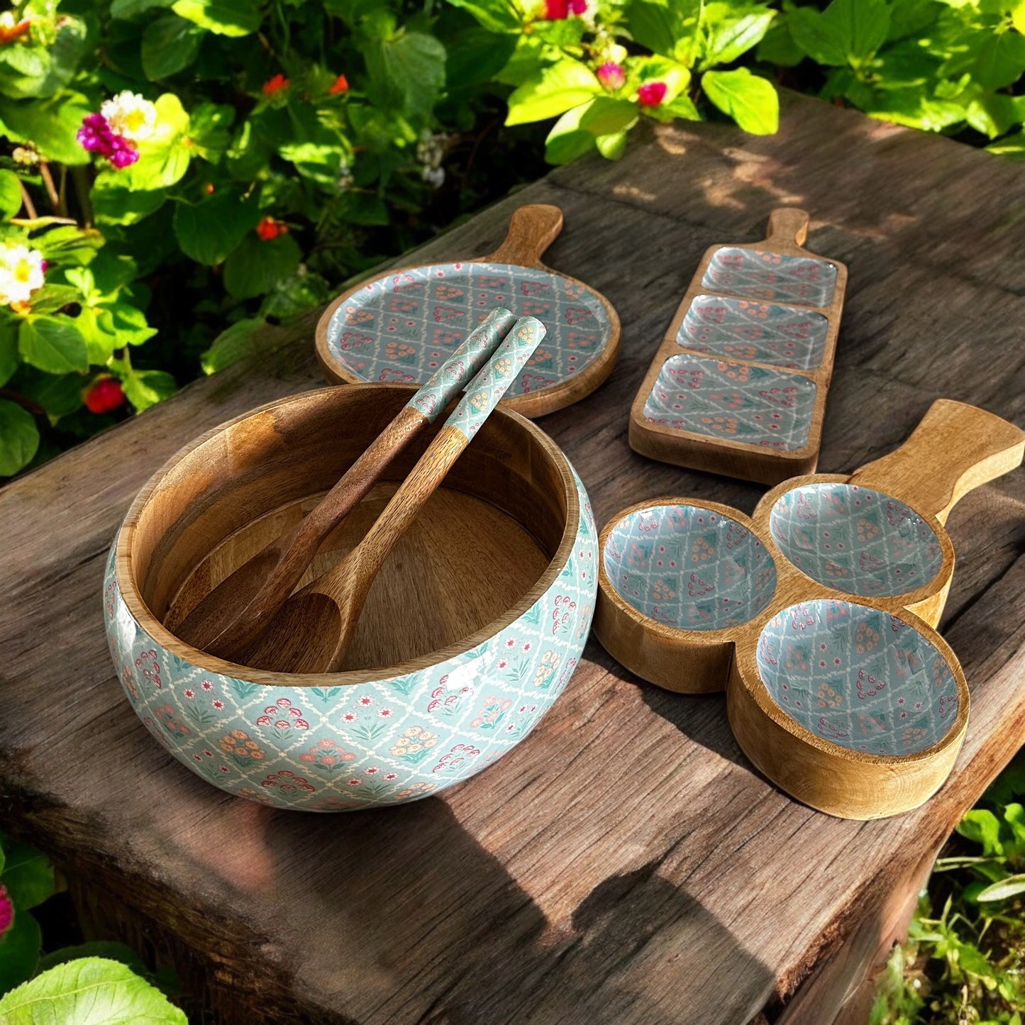 Meraki all-wood Botanical Bliss Salad Bowl With 2 Servers