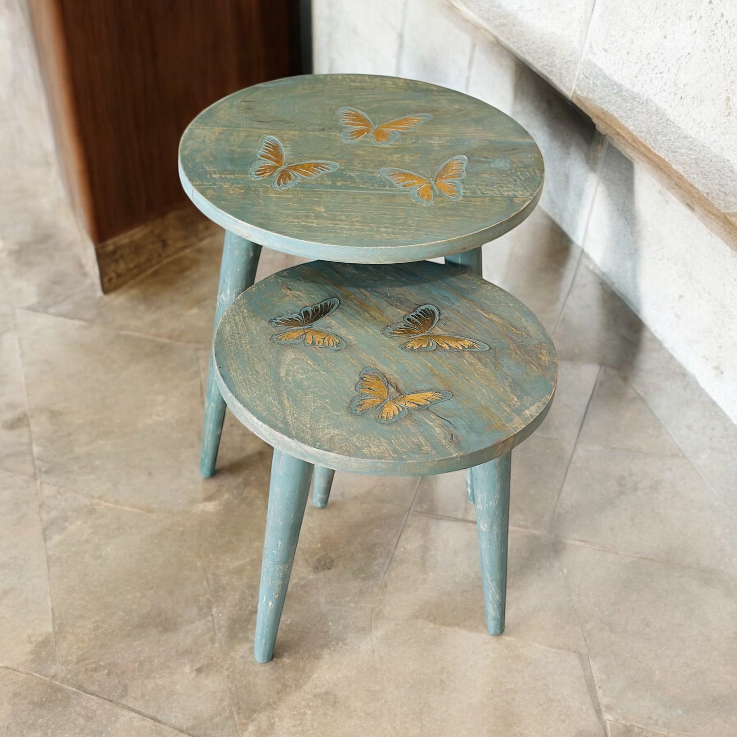 The Golden Flutter Antique Mango Wood Table with Detachable Legs