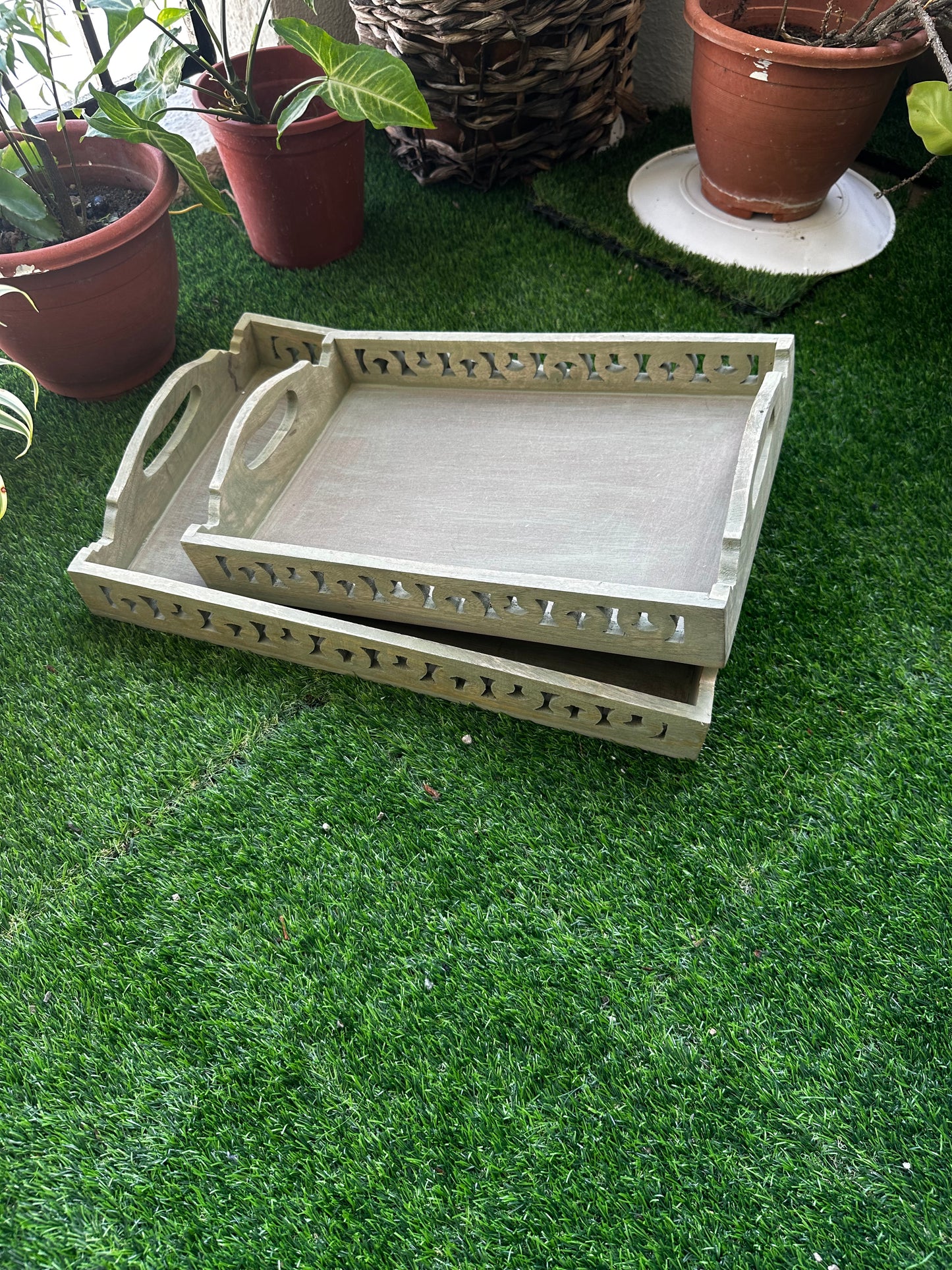 Carvaverde Washed Green Mango Wood Antique Rectangular Tray