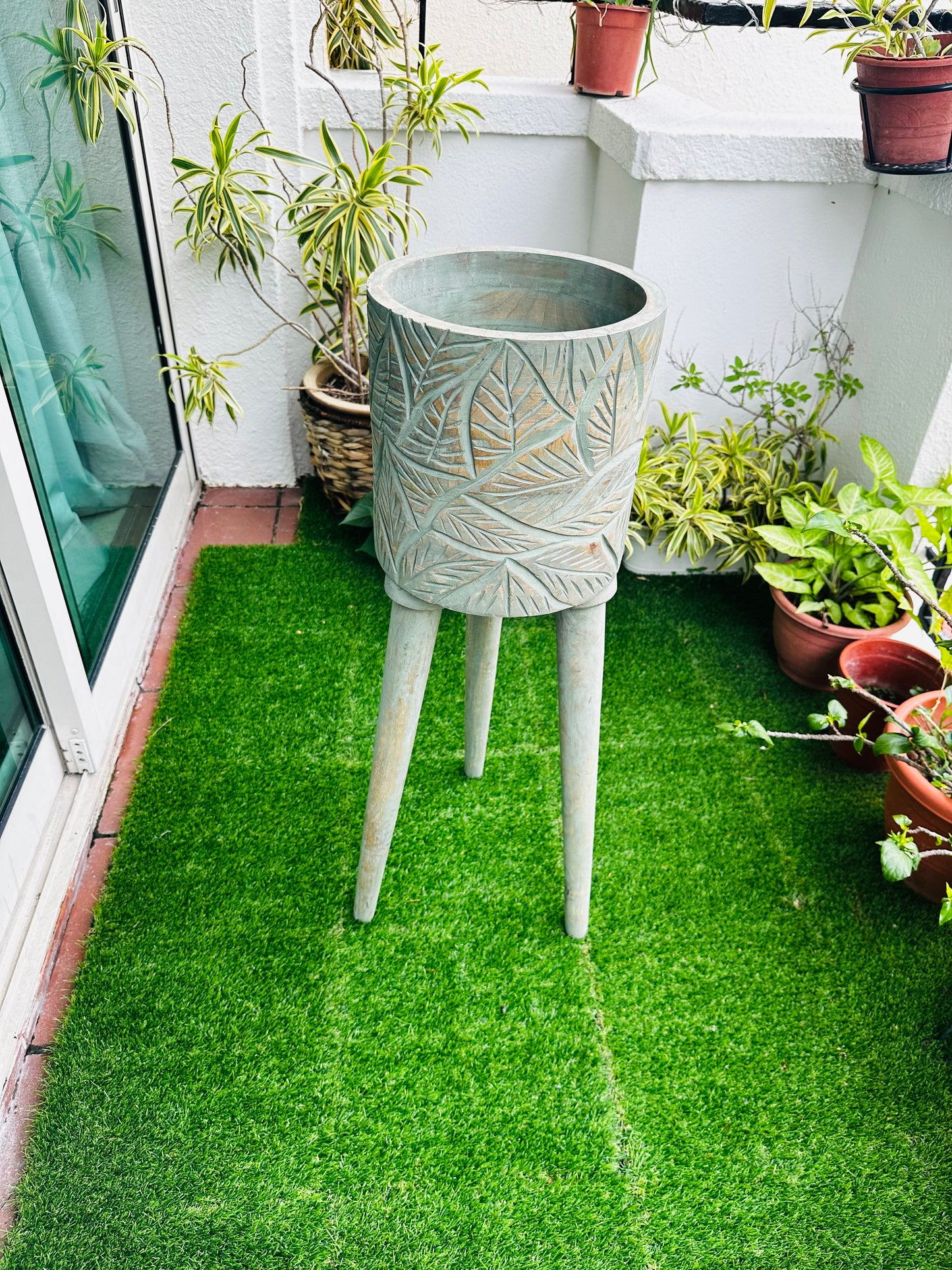 The Antique Verdigris Vessel Mango Wood Planter with detachable legs