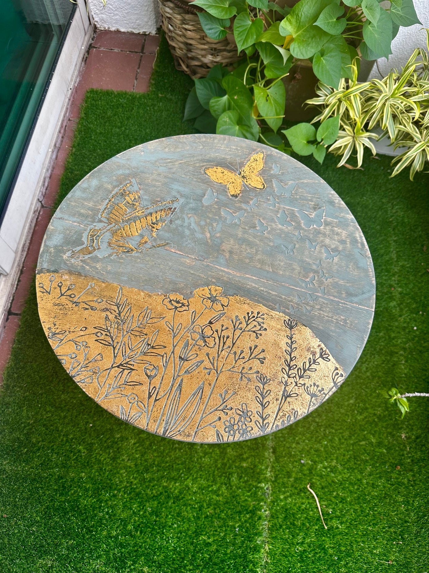 Antique Verdigris Gold Mango Wood Table with Detachable Legs