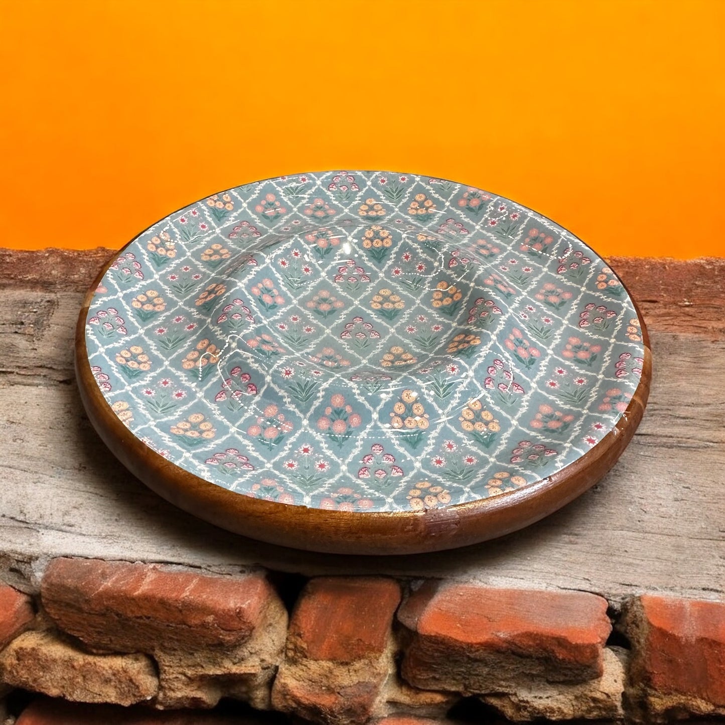 Meraki all-wood Botanical Bliss Round Dip Acacia Wood Platter - single