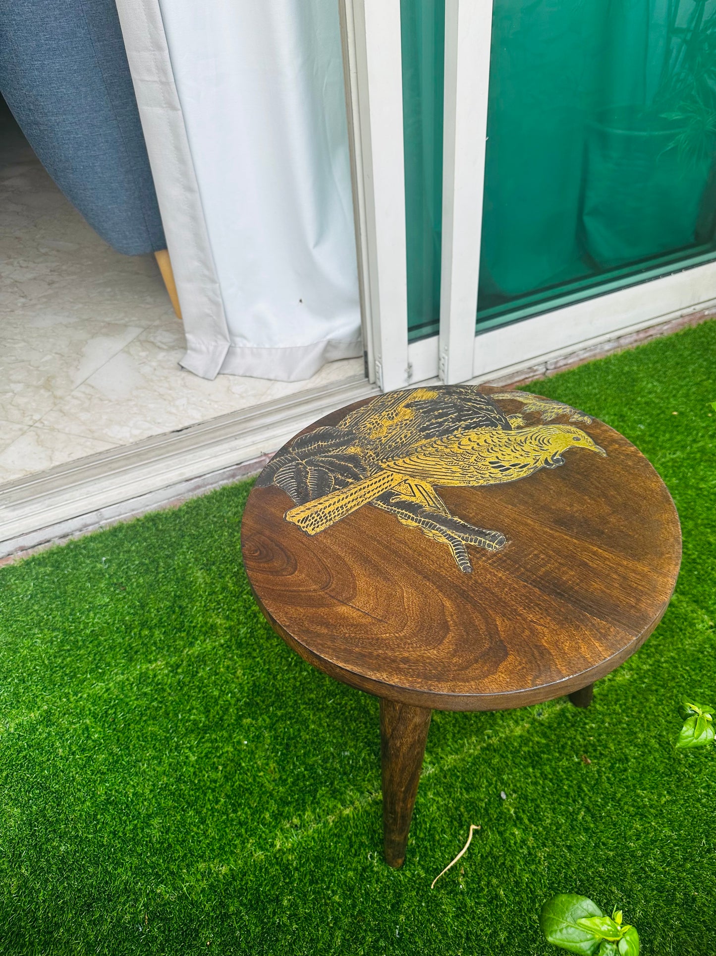 Aurora Eagle Mango Wood Table with Detachable Legs