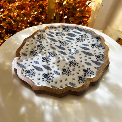 Meraki Snow and Sky Woodland Acacia Wood Uneven Sides Platter - single