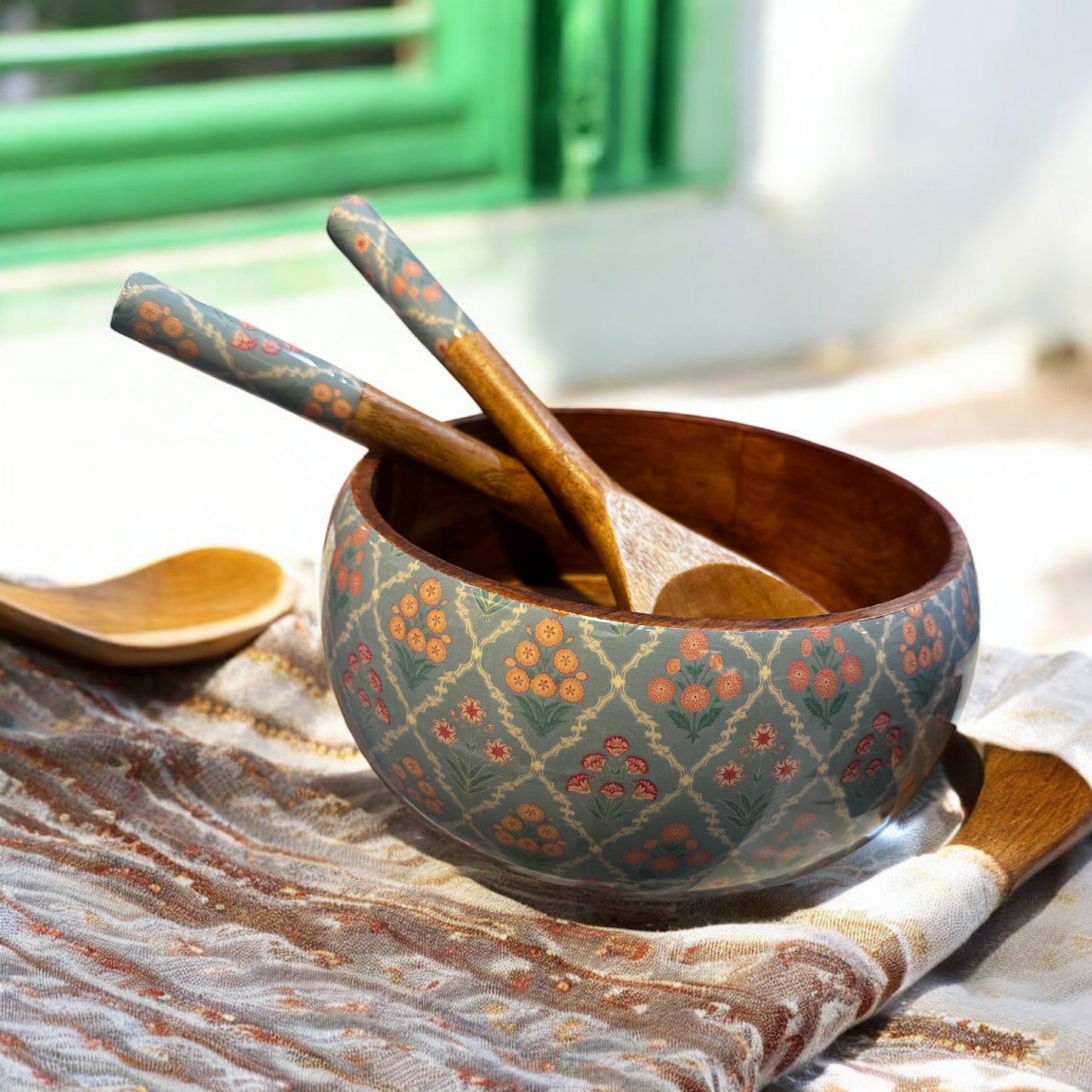 Meraki Botanical Bliss Mango Wood Salad bowl with Servers