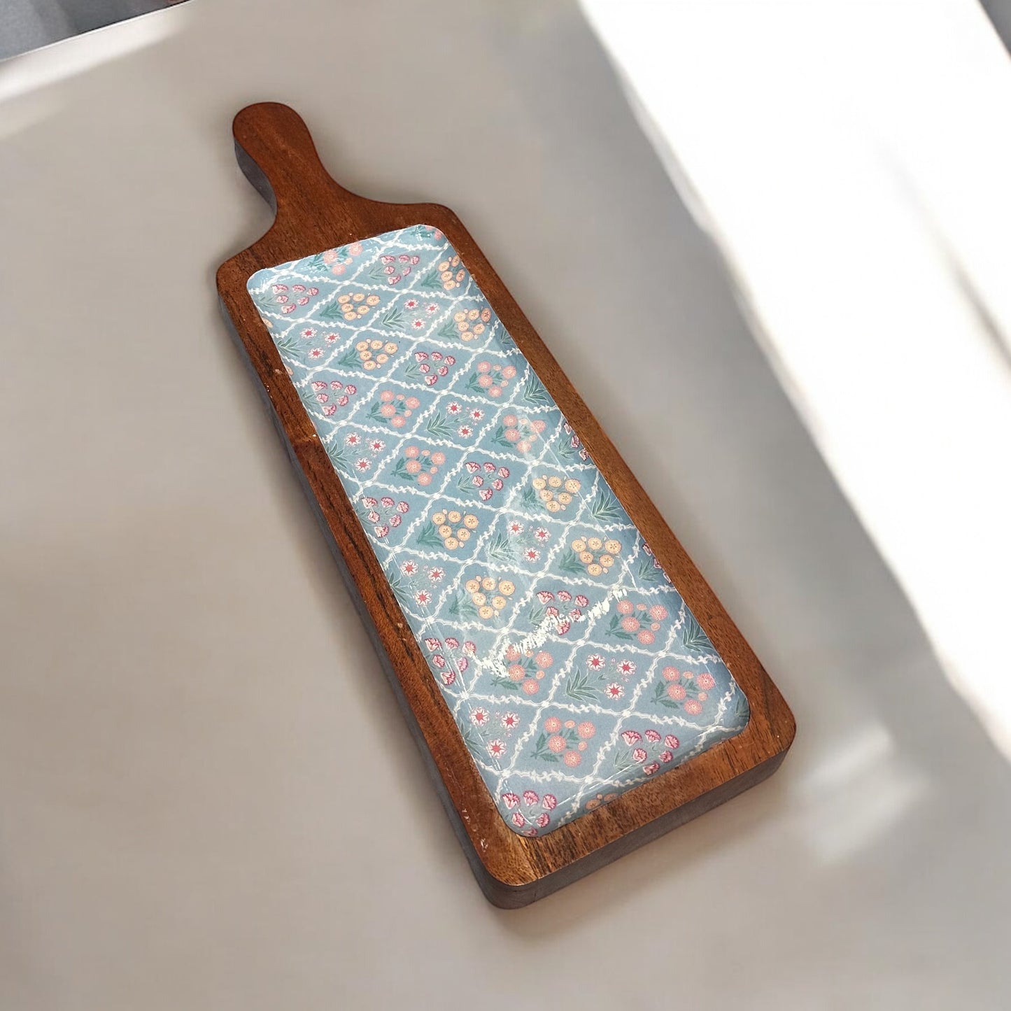 Meraki all-wood Botanical Bliss Long Acacia Wood Platter - single